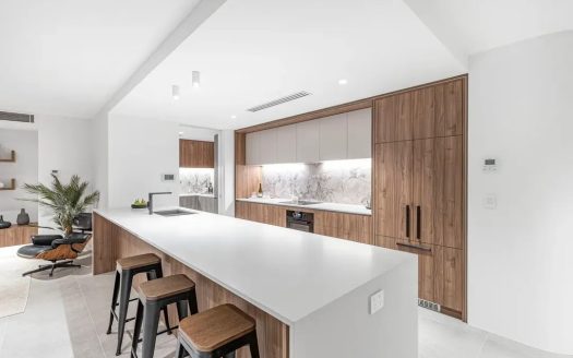 Luxury Living In South Perth