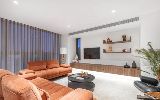 Luxury Living In South Perth