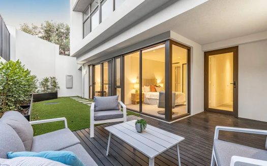 Luxury Living In South Perth