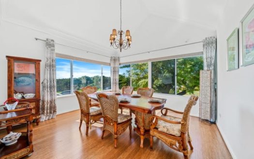 (5 x 3 x 4) Berndt Grove, Winthrop